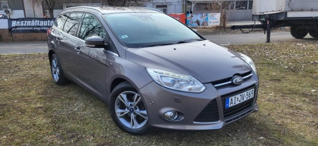 Ford Focus 1.6 TDCi Titanium Xenon! Holtr Figy...