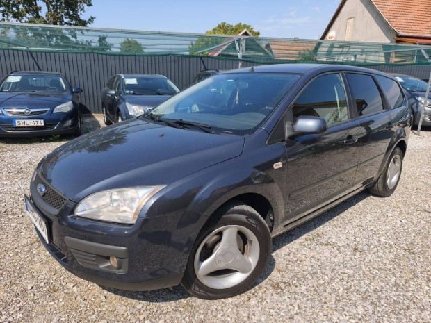 Ford Focus 1.6 TDCi Trend DPF Friss Vezérlés. Ú...