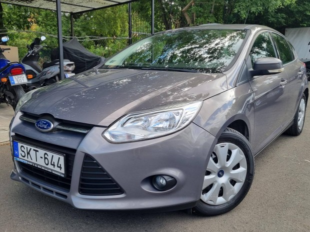 Ford Focus 1.6 Ti-Vct Ambiente Magyar.1.tulaj.4...