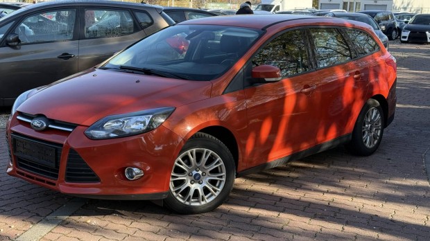 Ford Focus 1.6 Ti-Vct Champions Digit klma.Tem...