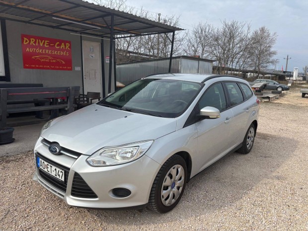 Ford Focus 1.6 Ti-Vct Champions Megk�m�lt