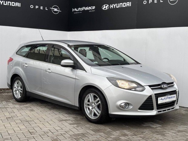 Ford Focus 1.6 Ti-Vct Champions (Automata) / ki...