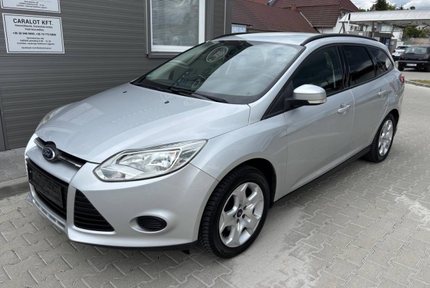 Ford Focus 1.6 Ti-Vct Champions //Foglalózva//