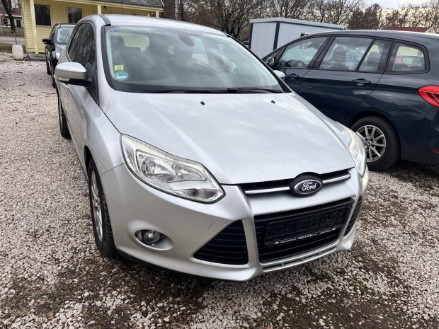 Ford Focus 1.6 Ti-Vct Technology 76.111km Digit...
