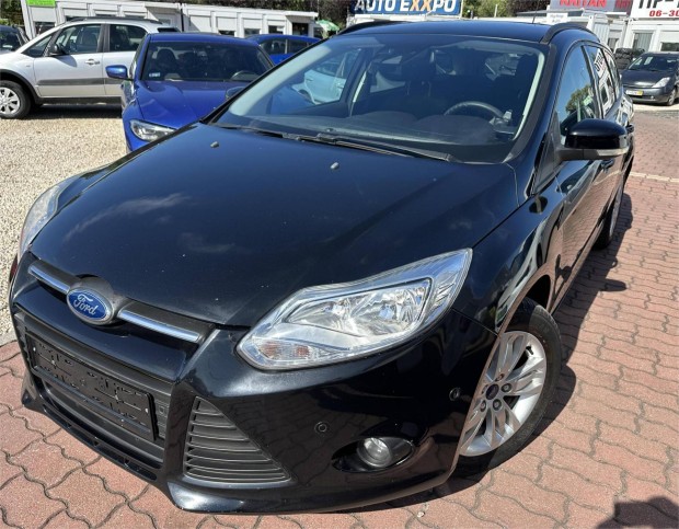 Ford Focus 1.6 Ti-Vct Titanium Első-Hátsó Radar...
