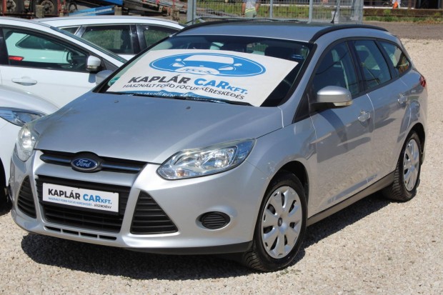 Ford Focus 1.6 Ti-Vct Trend 22-ben vezérlés cse...