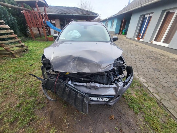 Ford Focus 1.6 Ti-Vct Trend 89761km! Indul!