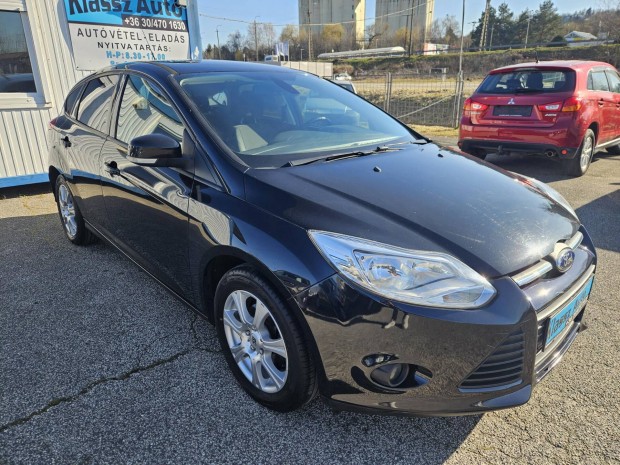 Ford Focus 1.6 Ti-Vct Trend Plus Garantáltkm-1....