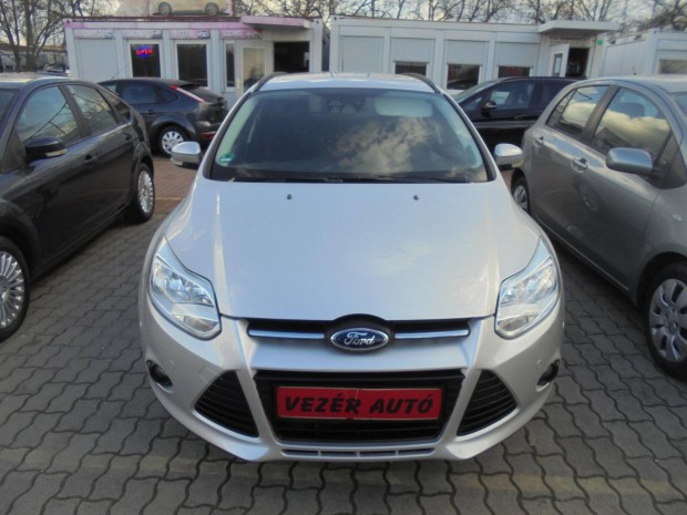 Ford Focus 1.6 Ti-Vct Trend Tempomat Alufelni M...