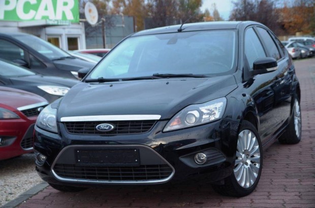 Ford Focus 1.6 Titanium Félbőr belső.kanyarköve...