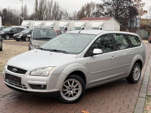 Ford Focus 1.6 Trend Plus Tempomat.Parkolradar