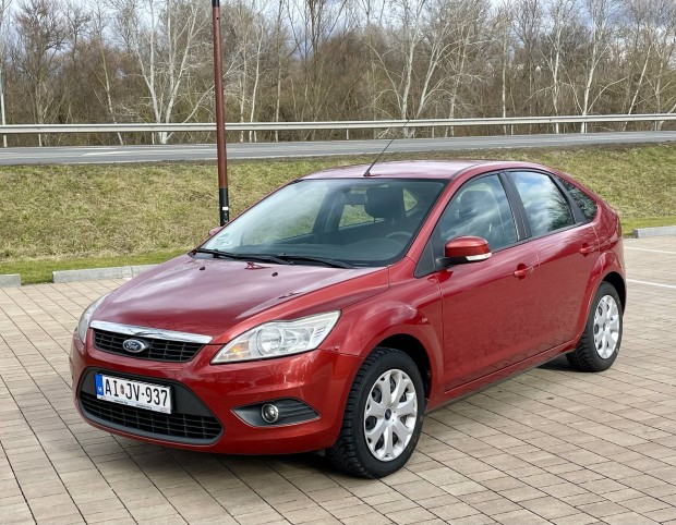 Ford Focus 1.6 benzin