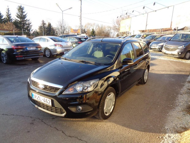 Ford Focus 1.8 FFV Fresh Von Horog!