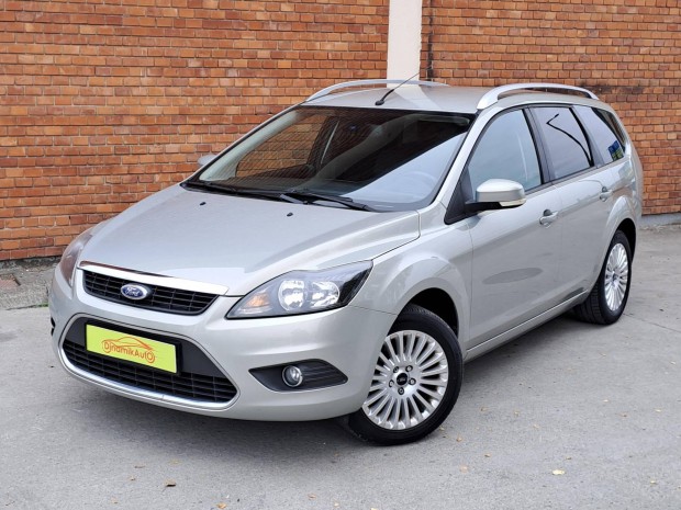 Ford Focus 1.8 FFV Titanium Navi-Tempomat-RADAR...