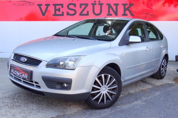 Ford Focus 1.8 FFV Trend Magyarországi. Digit K...
