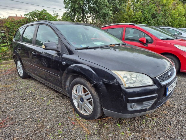 Ford Focus 2007 1.8 16V FFV Ghia kombi alkatr�szei elad�ak