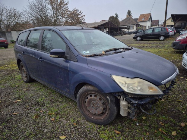 Ford Focus 2009-es kombi 1.6 TDCI kombi alkatrészei eladóak