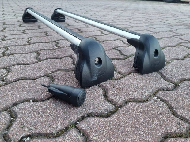 Ford Focus 2010- Gy�ri tet�csomagtart� szett