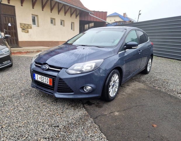 Ford Focus 2.0 Ecoboost ST3 Friss műszaki