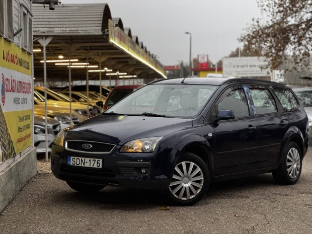 Ford Focus 2.0 Trend Plus ITT s Most Akci!!!...