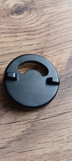 Ford Focus 2 szellzrostly