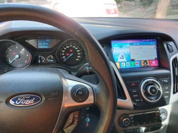 Ford Focus 3 Carplay Multimédia GPS Rádió Tolatókamerával