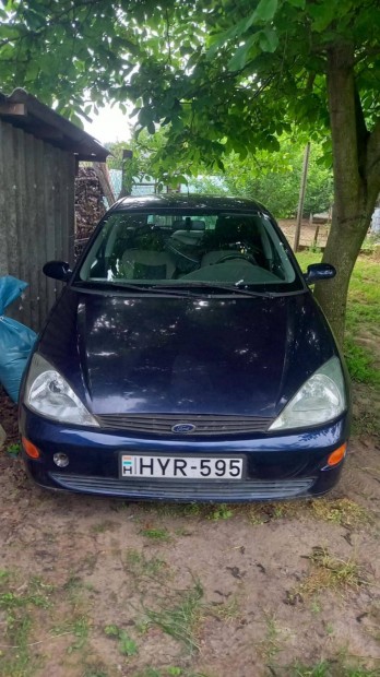 Ford Focus Ambiente 1.4 benzin