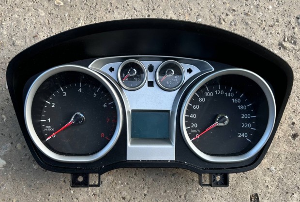 Ford Focus Benzines racsoport