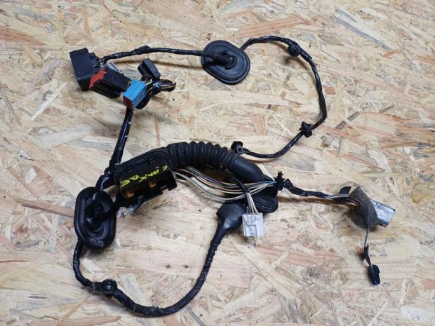 Ford Focus C Max (2003-2010) Bal Els Ajt Kbelkteg