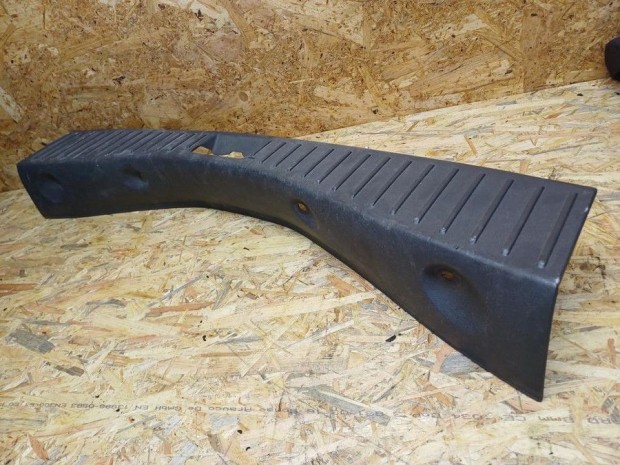 Ford Focus C Max (2003-2010) H�tfal Burkolat