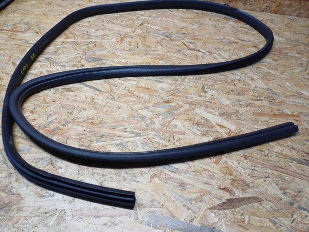 Ford Focus C Max (2003-2010) Jobb Els� Ajt�k�der Gumi