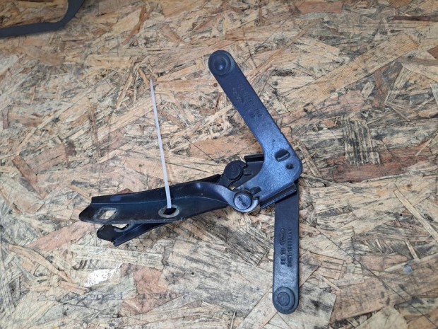 Ford Focus C Max (2003-2010) Motorh�ztet� Zsan�r P�r