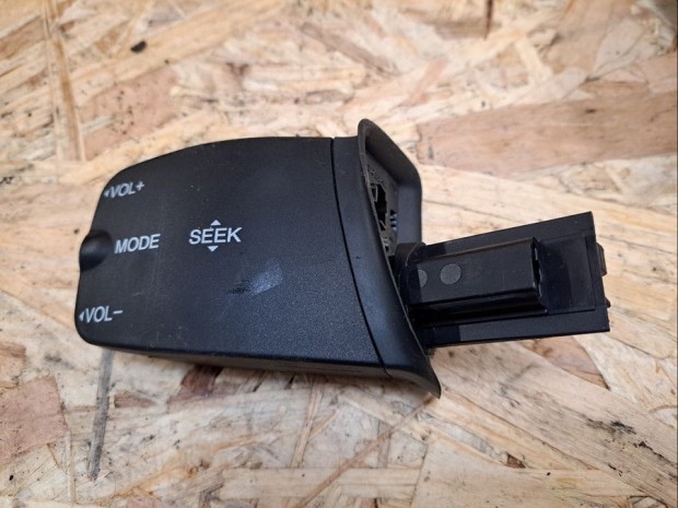 Ford Focus C Max (2003-2010) R�di� Kapcsol�