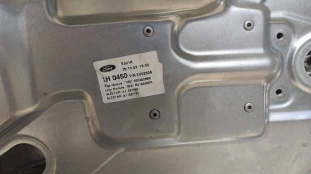 Ford Focus Cmax C-max bal ajtó alkatrészek