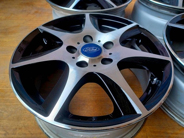 Ford Focus Connect Citan Berlingo Combo Partner Proace Kangoo 5x108