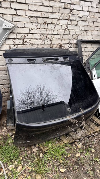 Ford Focus Csomagt�rajt�