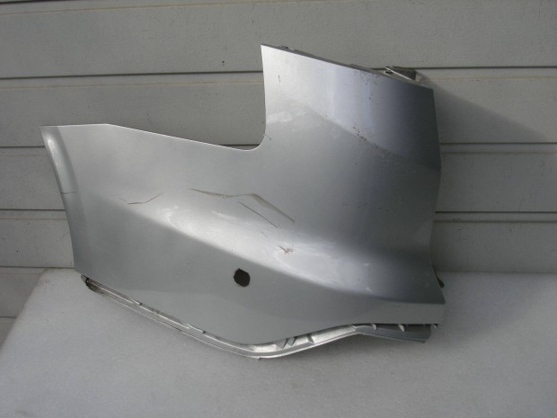 Ford Focus III Kombi Jobb hátsó lökhárító BM51-17865 2011-től radaros