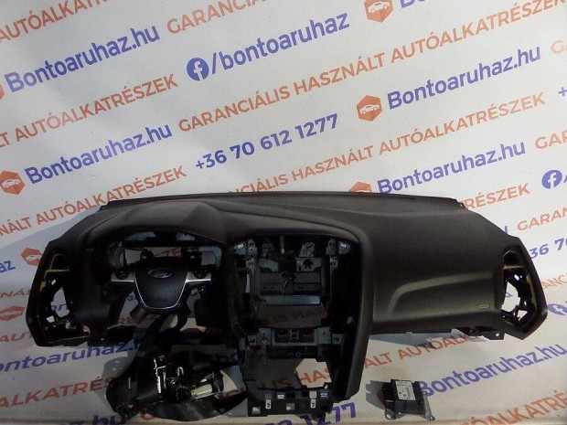 Ford Focus III MK3 Eladó bontott gyári kulcsos indítású légzsákszett,