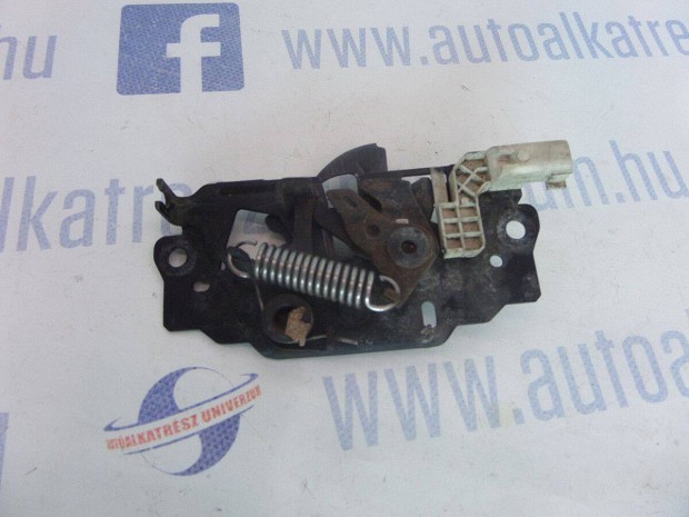 Ford Focus III MK3 Eladó bontott gyári motorháztető zár szerkezet jó