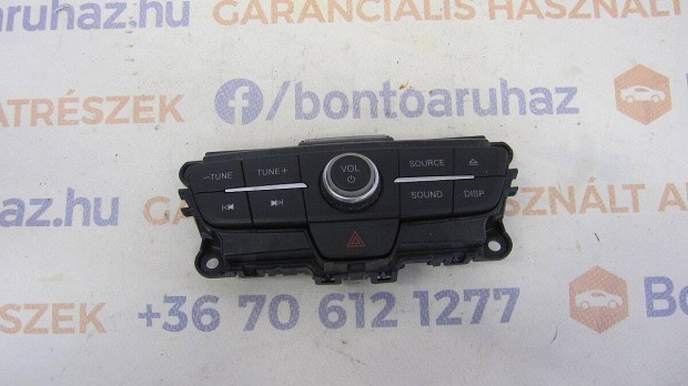 Ford Focus III MK3 Eladó gyári, bontott 2014-töl rádió kezelő panel