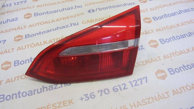 Ford Focus III MK3 Eladó gyári, kombi jobb hátsó belső lámpa