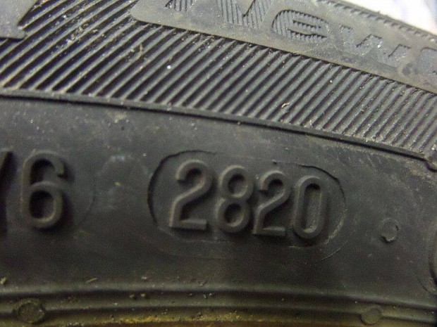 Ford Focus II MK2 2 Elad bontott, 195/50R 15 com 2db nyrigumi 2020