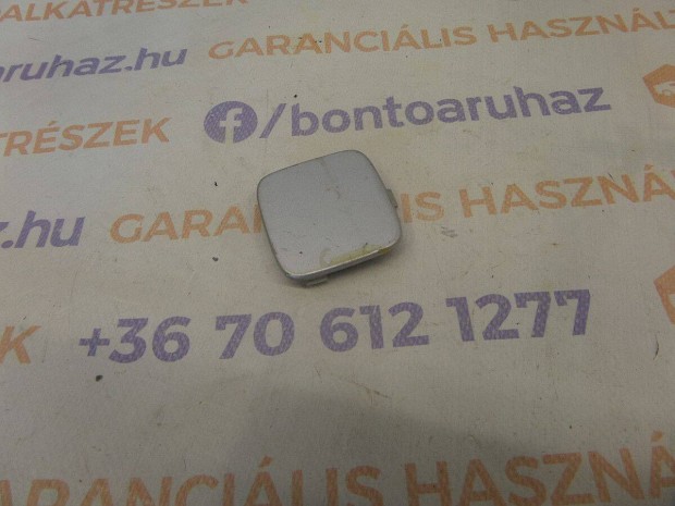 Ford Focus II MK2 2 Eladó gyár hátsó lökhárító vonószem takaró