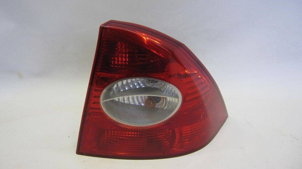 Ford Focus II MK2 2 Eladó gyári, bontott Sedan jobb hátsó lámpa