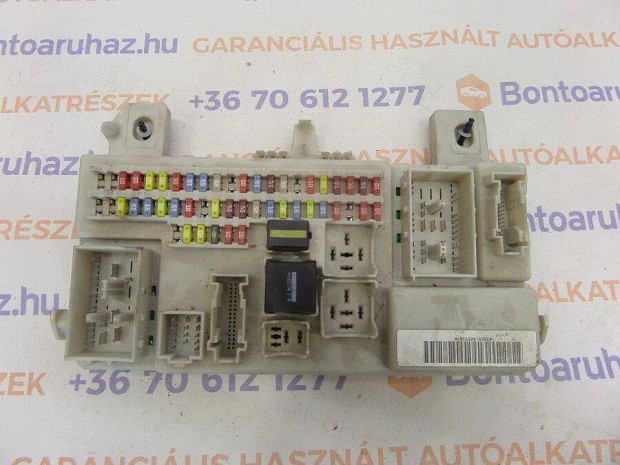 Ford Focus II MK2 2 Facelift Eladó 2,0-1,8 benzin utastér biztosíték G