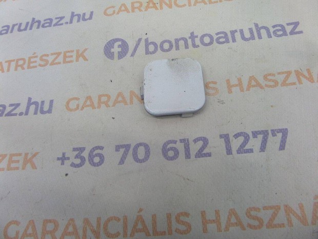 Ford Focus II MK2 2 Facelift Eladó gyári, bontott hátsó vonószem takar