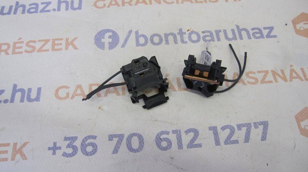 Ford Focus II MK2 2 Facelift Eladó gyári, első lámpa izzó foglalat csa