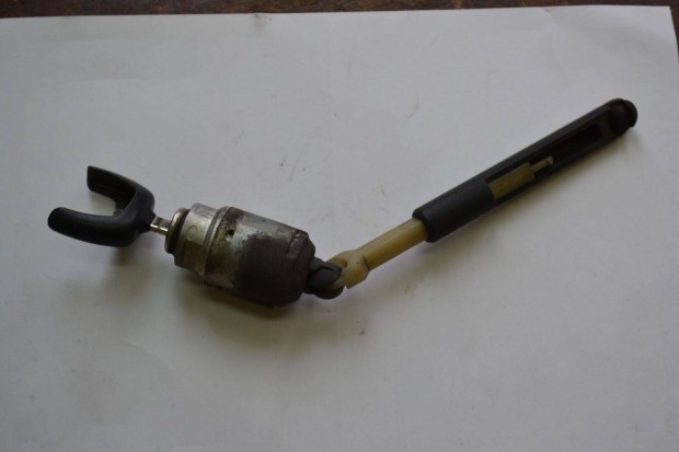 Ford Focus II MK2, C-Max motorh�ztet� nyit�, z�r! 4M5AA16C826Ad,