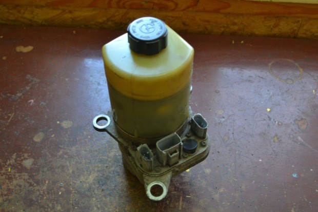 Ford Focus II MK2 korm�nyszerv� motor! 4M513K514BD, 1040085011094