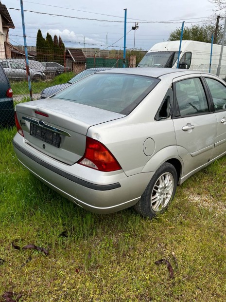 Ford Focus I Sedan benzines alkatrszek!